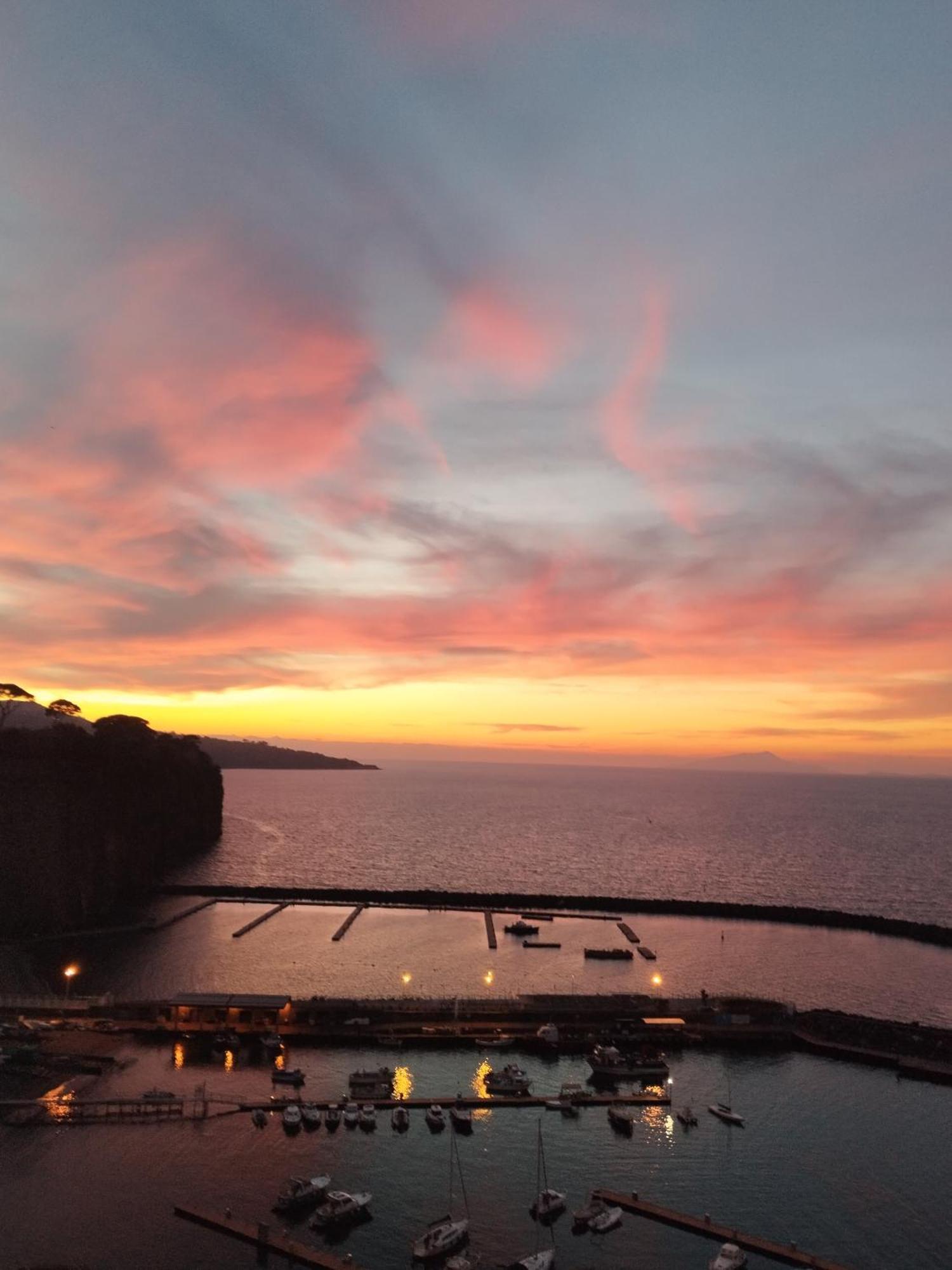 Il Platano Acomodação com café da manhã Piano di Sorrento Exterior foto